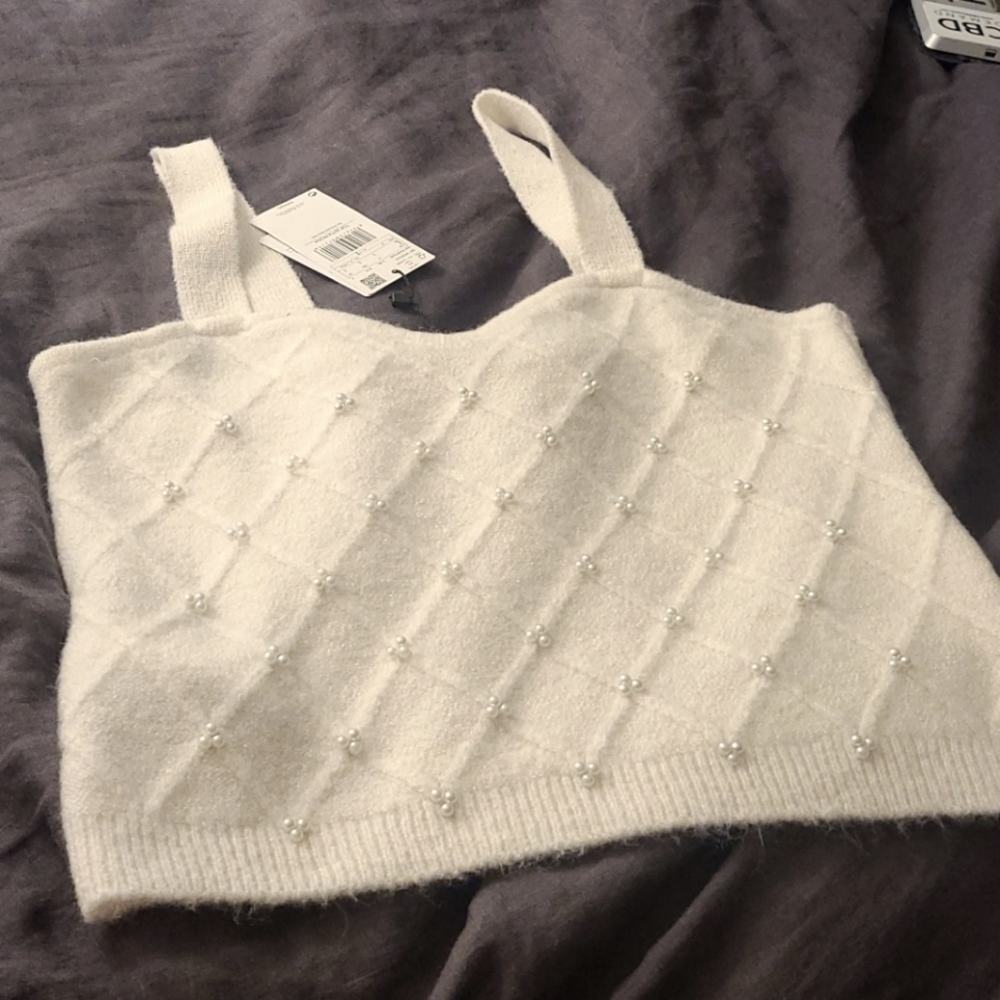 MNG(MANGO) faux pearl sweater top